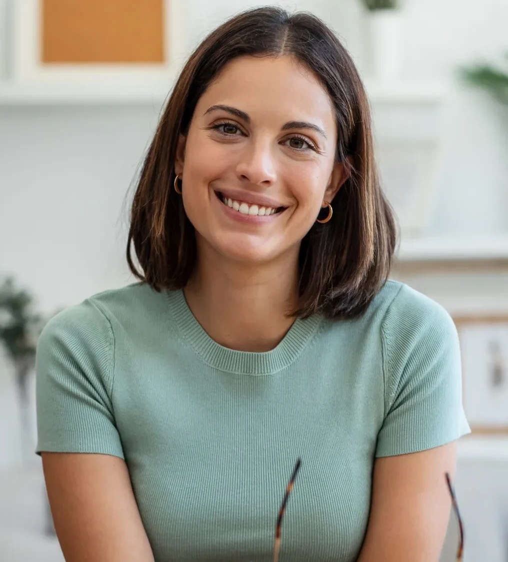 Smiling young woman – online psychiatry in Detroit, MI
